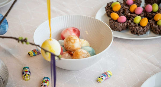 How to make colourful Easter eggs